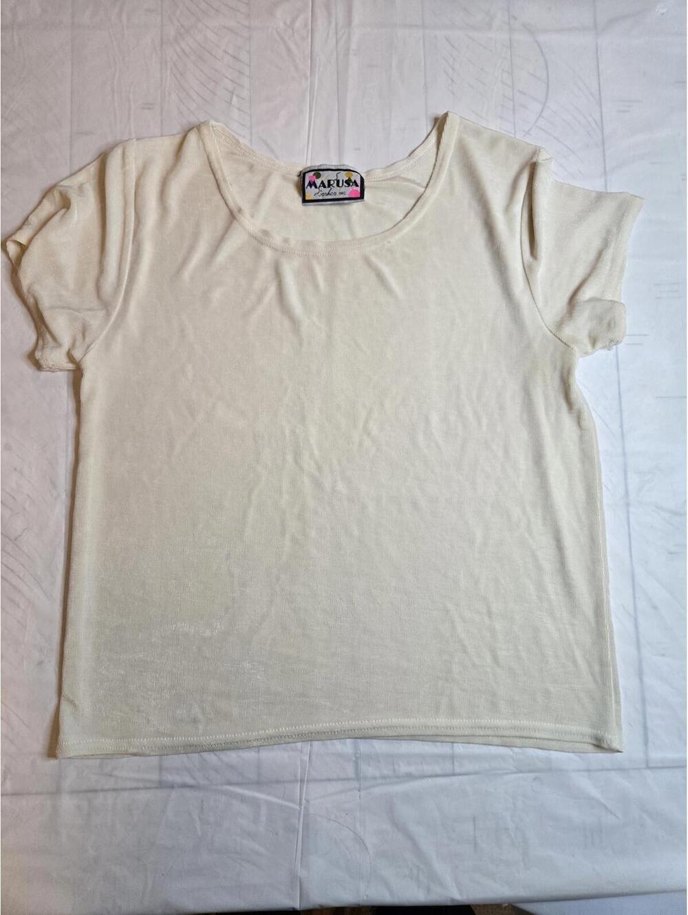 Maetum Medium Cream Acetate Lycra Short Sleeve Top
